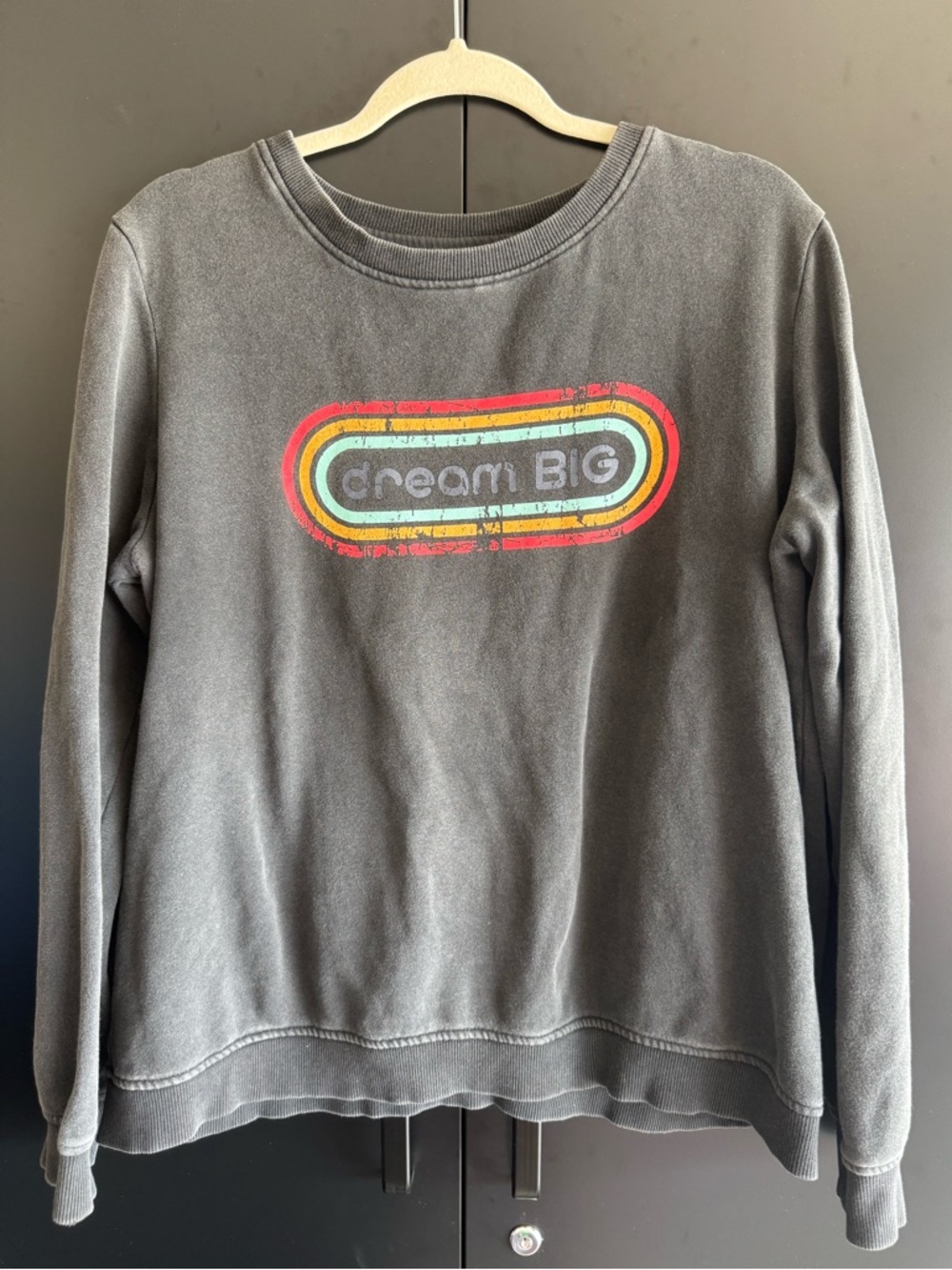 ZYIA Gray/black | Crewneck Sweatshirt |with Retro 'Dream Big' Graphic